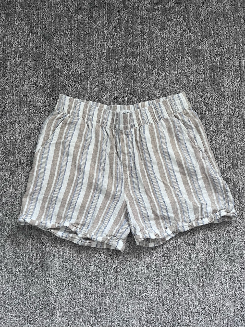 Frank & Oak Striped High-Waist Linen-Blend Shorts in Beige and White